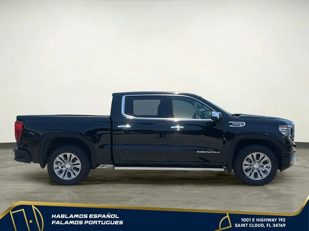 Used 2023 Onyx Black GMC Denali image 7
