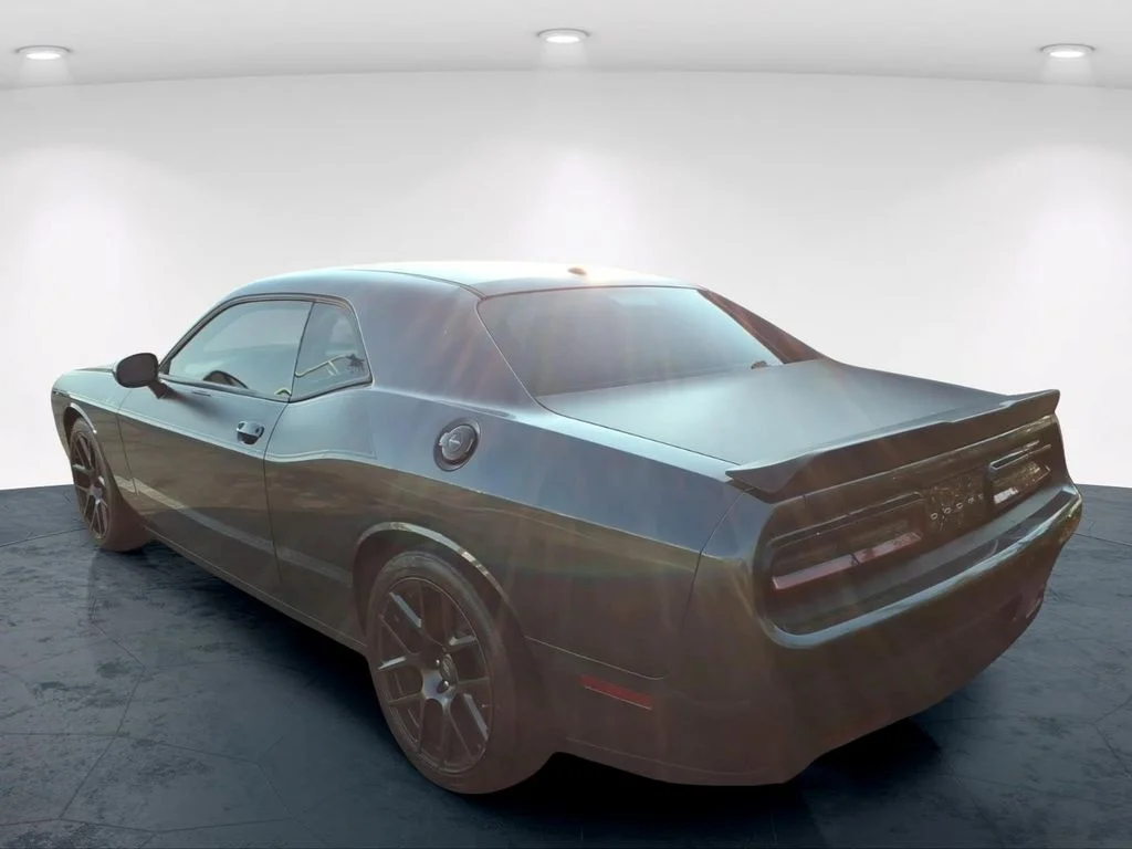 Used 2018 Gray Dodge R/T image 10
