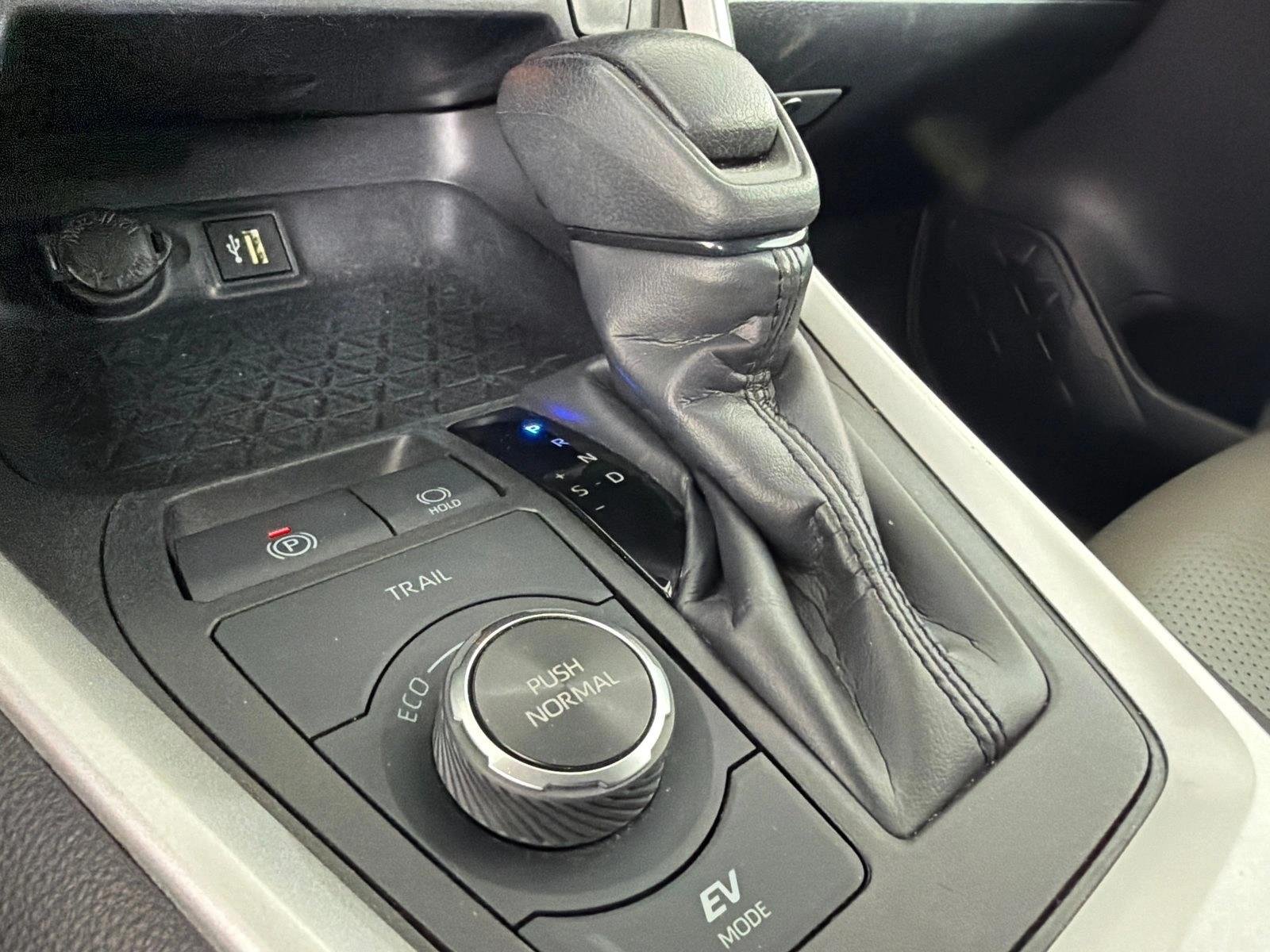 Certified Used 2024 Ice Cap Toyota Hybrid LE image 30