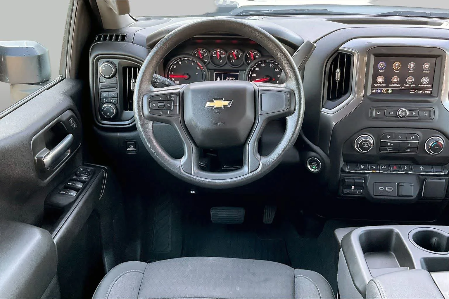 Used 2025 Summit White Chevrolet Custom image 4
