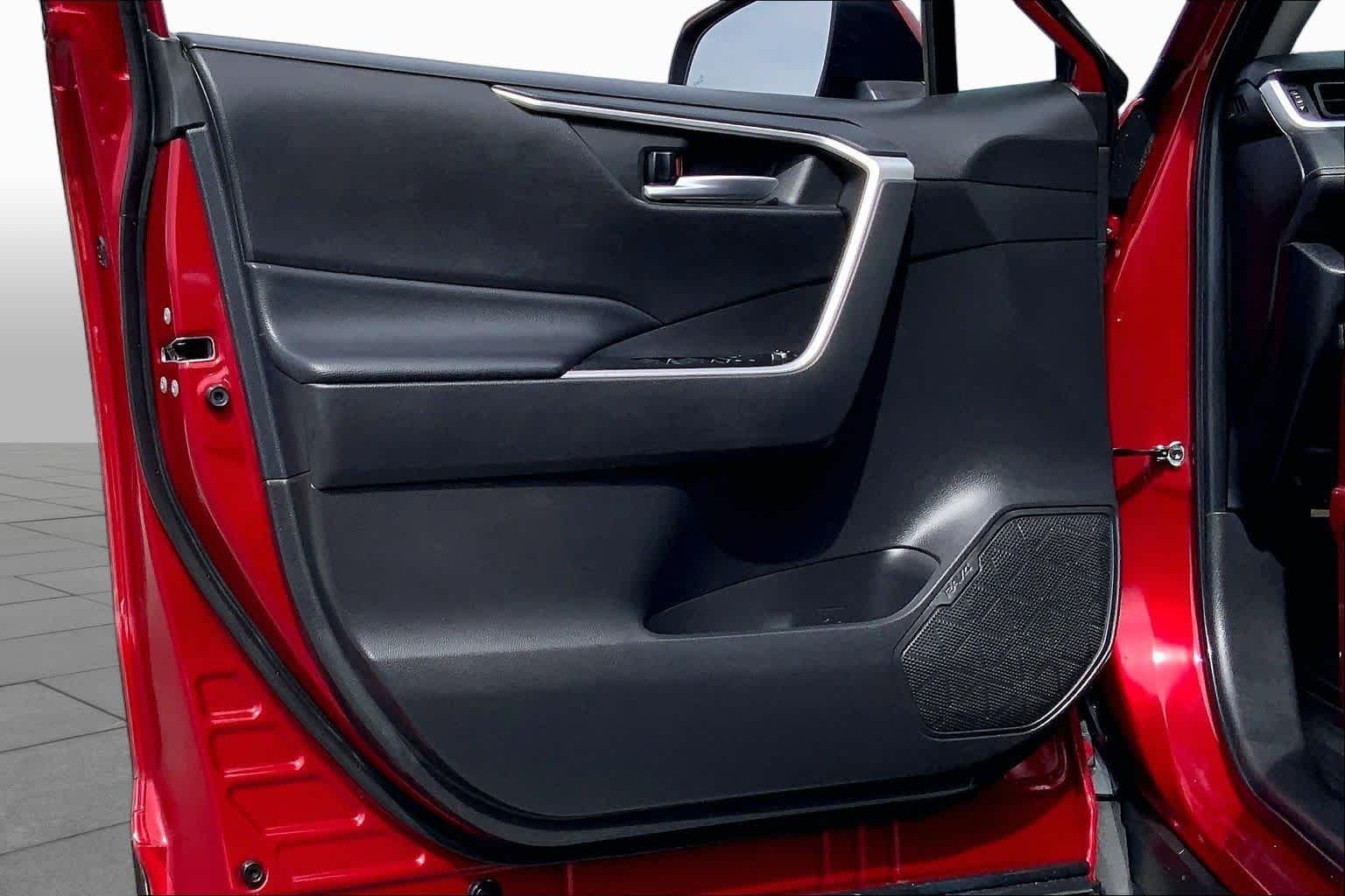 Used 2023 Ruby Flare Pearl Toyota XLE image 21