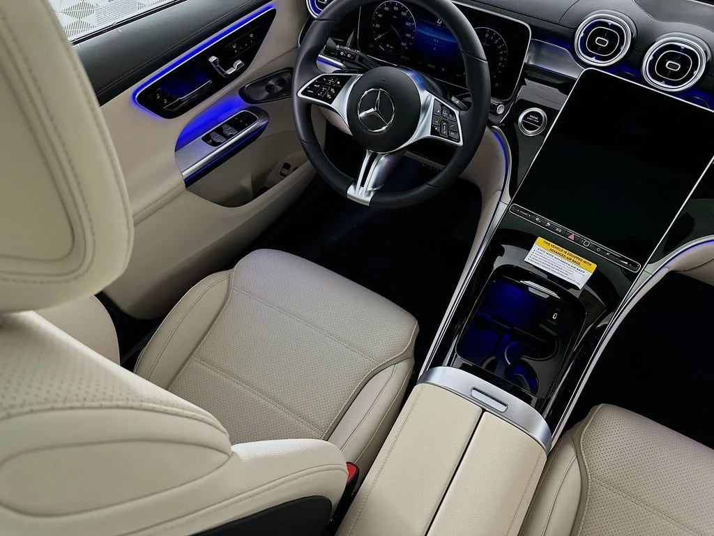 Used 2025 Gray Mercedes-Benz GLC 350e image 24