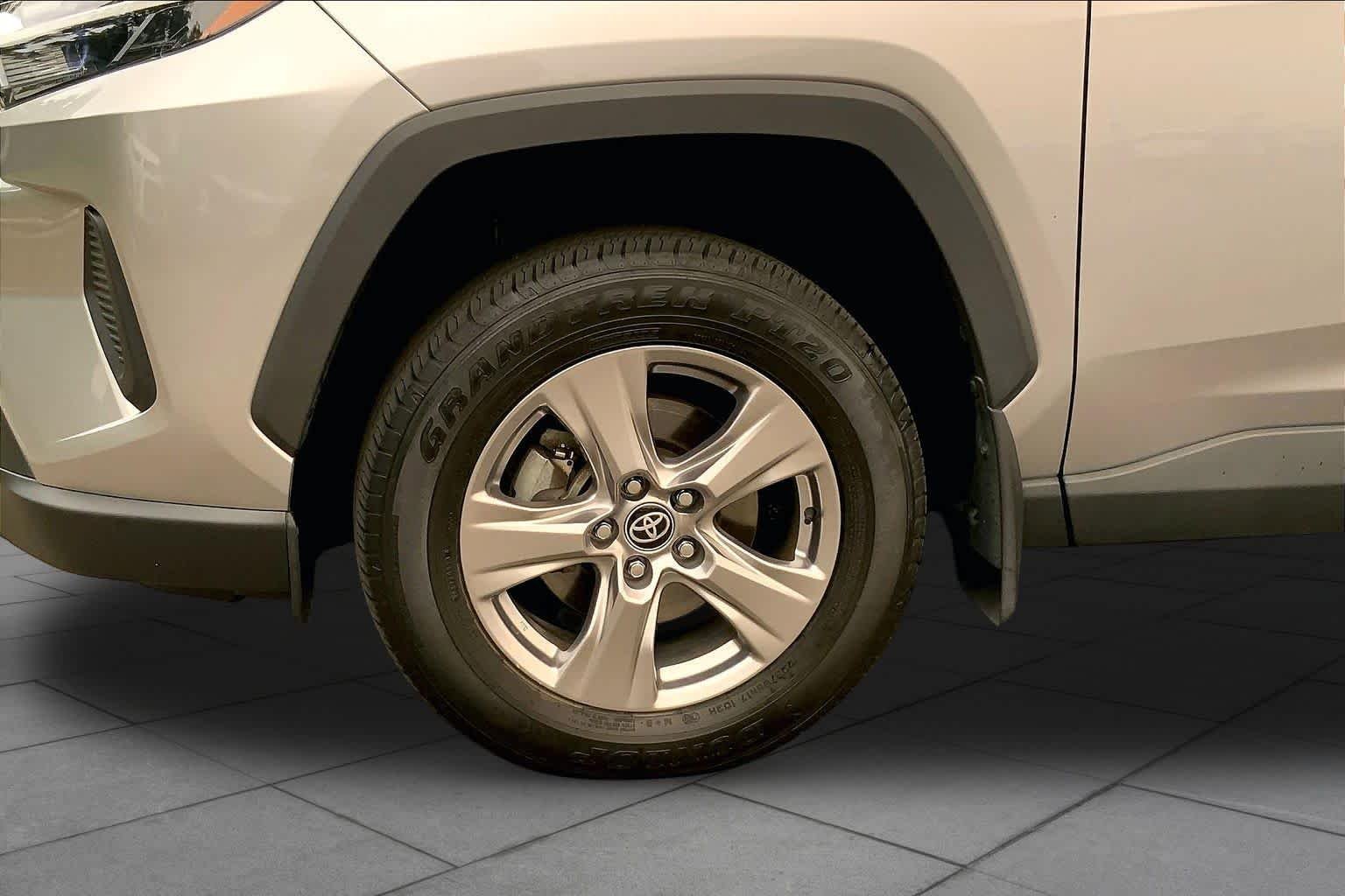 Used 2023 Silver Sky Metallic Toyota XLE image 11