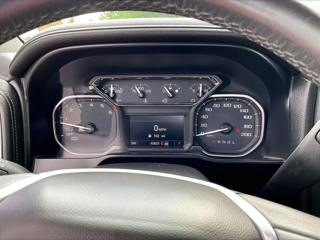 Used 2019 Black GMC SLE image 24