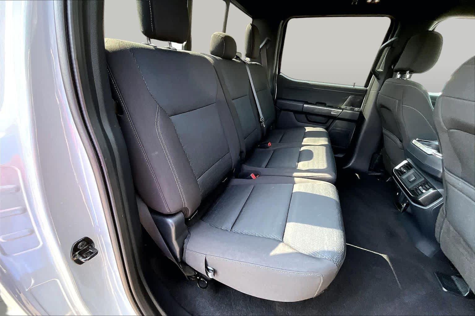 Certified Used 2023 Avalanche Gray Ford XLT image 23