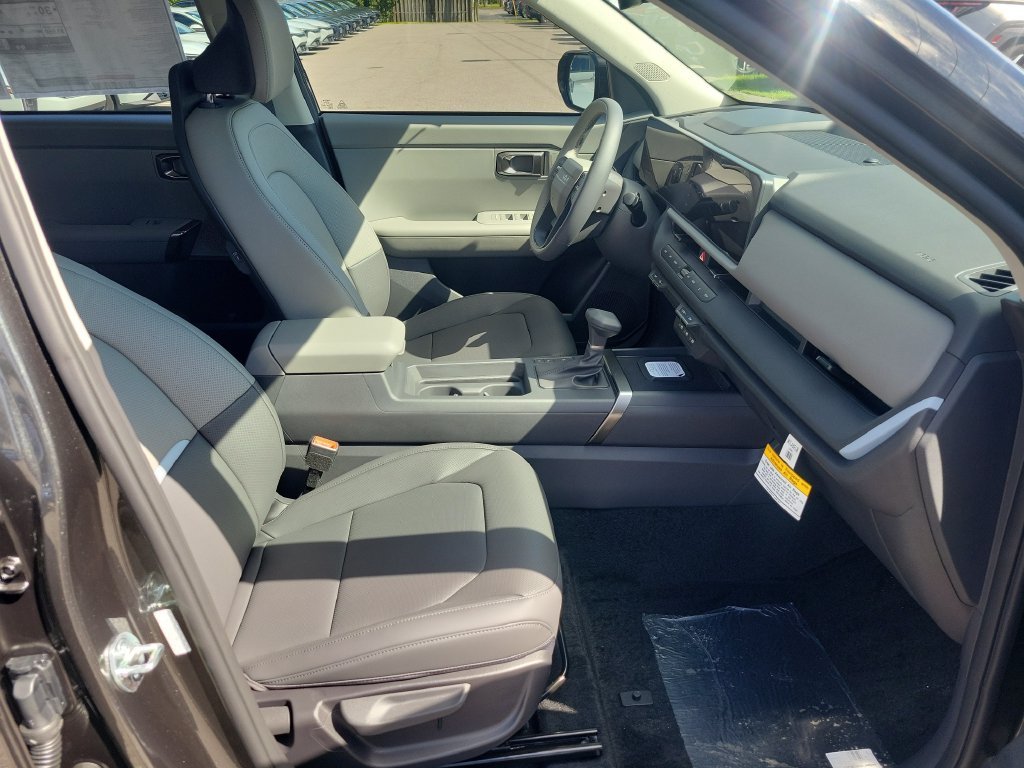 New 2027 Interstellar Gray Kia EX image 7