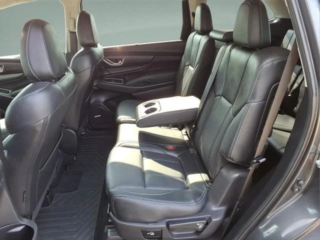 2025 Subaru Ascent Limited - Photo 30