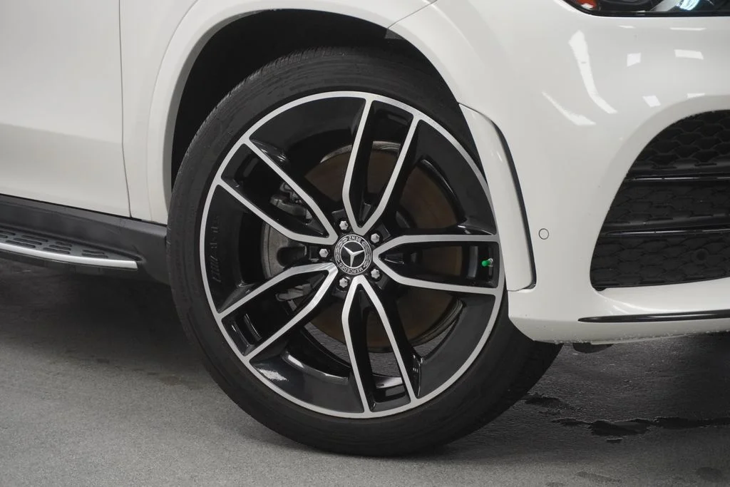 Used 2022 White Mercedes-Benz GLE 450 4MATIC® image 4