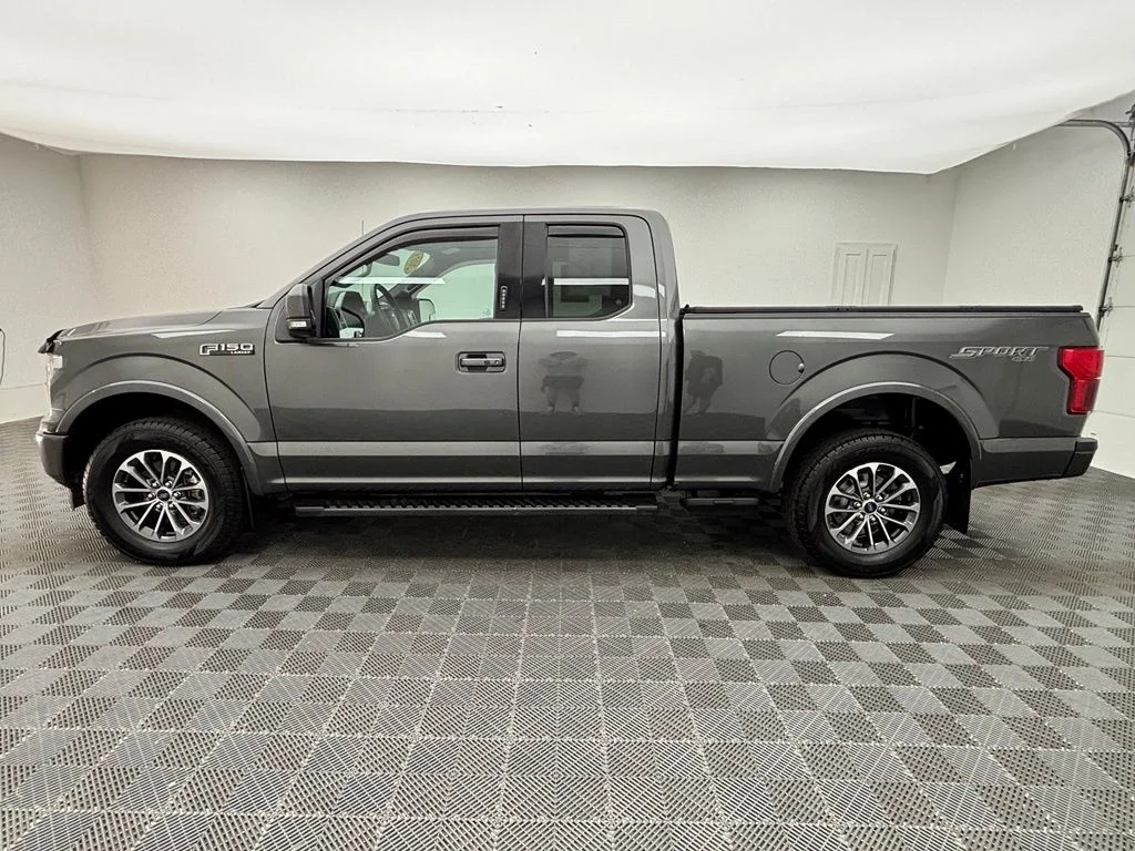 Used 2018 Gray Ford Lariat image 12