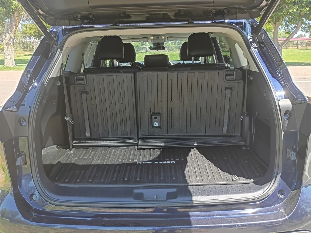 Used 2020 Blueprint Toyota LE image 17