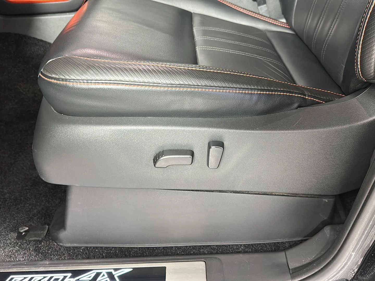 Used 2023 Super Black Nissan PRO-4X image 19