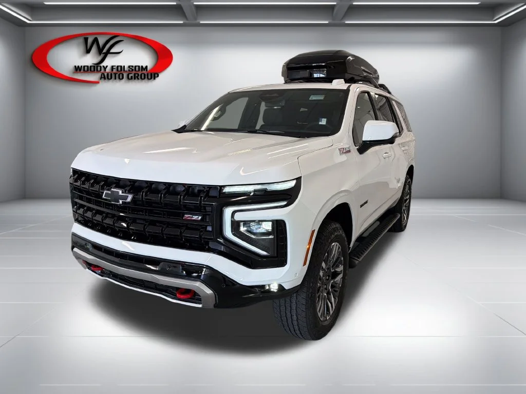New 2027 Summit White Chevrolet Z71 image 3