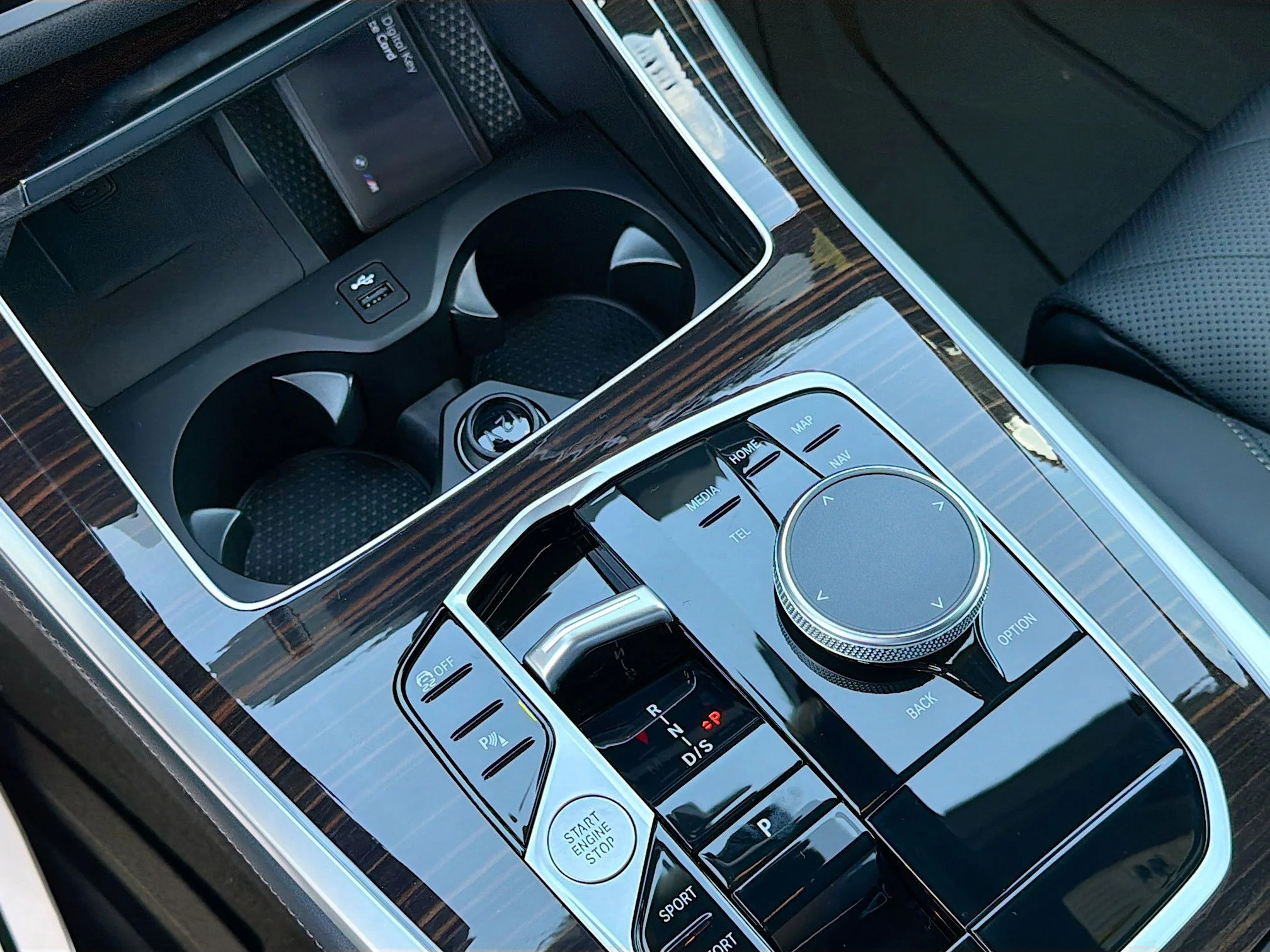 New 2026 Skyscraper Grey Metallic BMW sDrive40i image 29