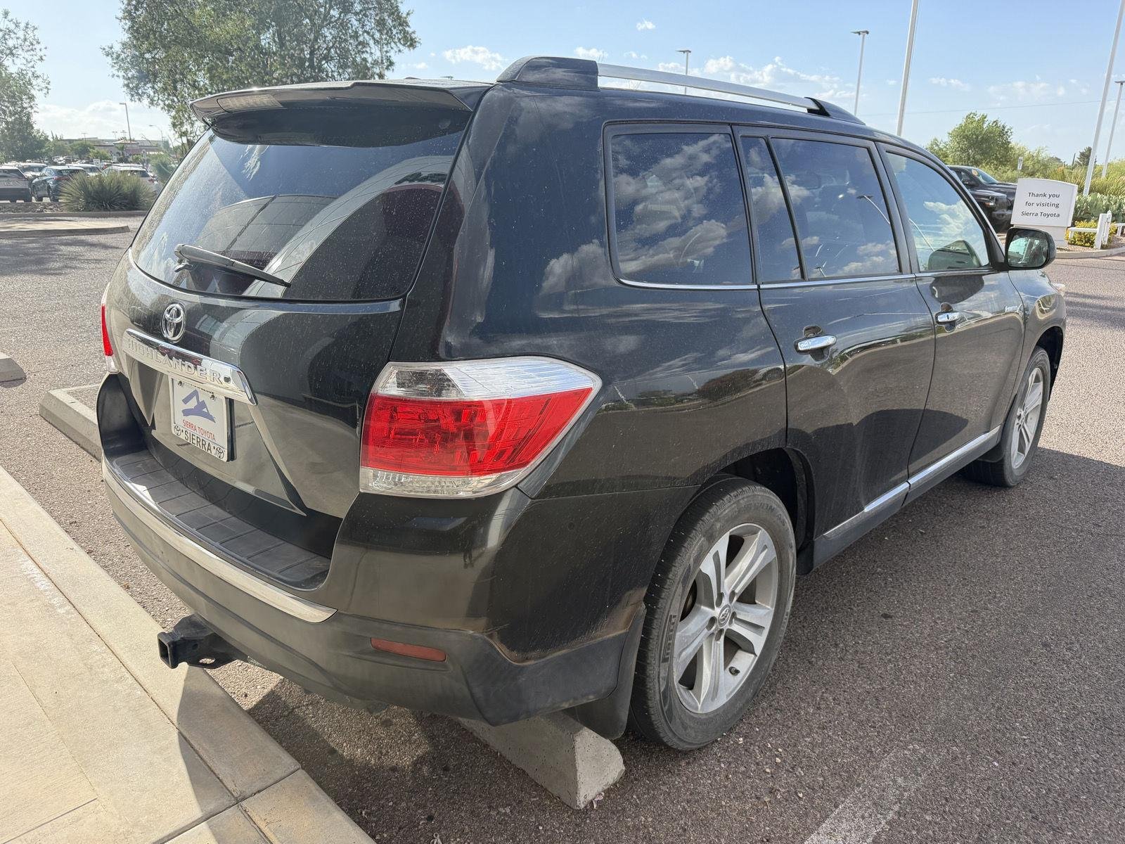 Used 2013 Black Toyota Limited image 5