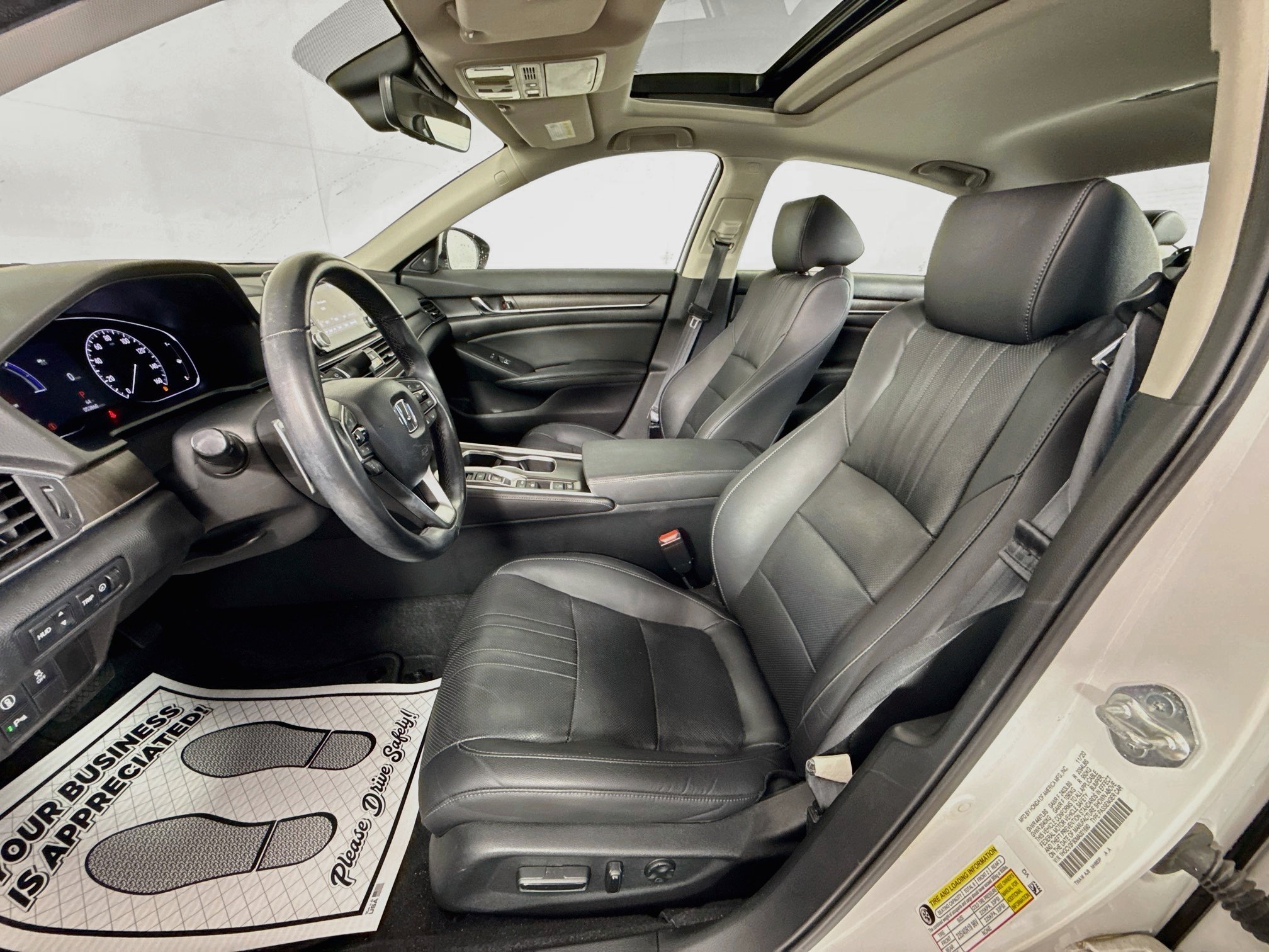 Used 2021 Platinum White Pearl Honda Touring image 21