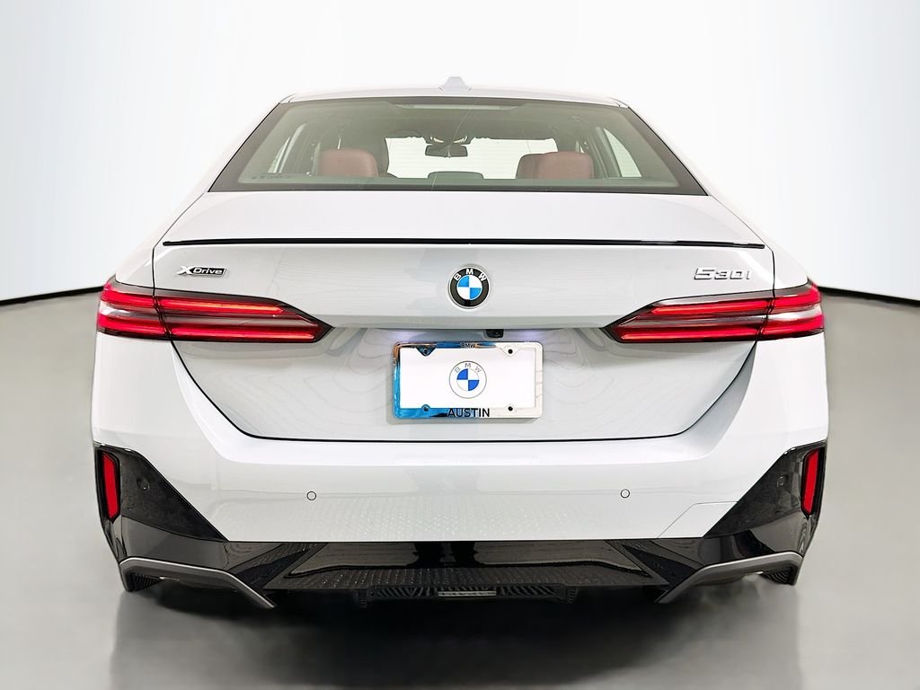 Used 2027 Brooklyn Grey Metallic BMW 530i xDrive image 6