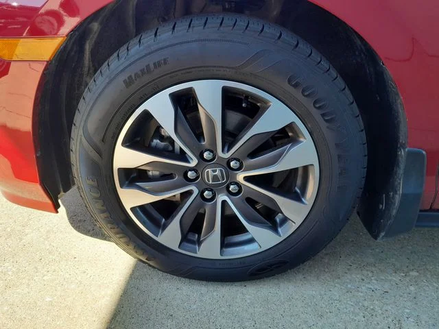 2021 Honda Odyssey EX-L - Photo 9