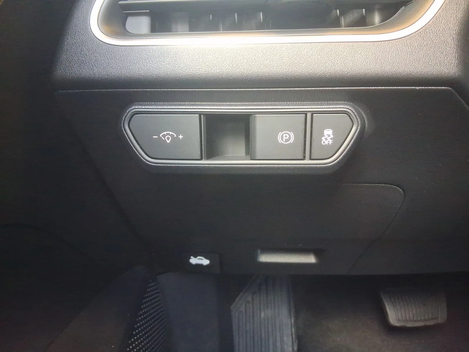 New 2026 White Kia LX image 13