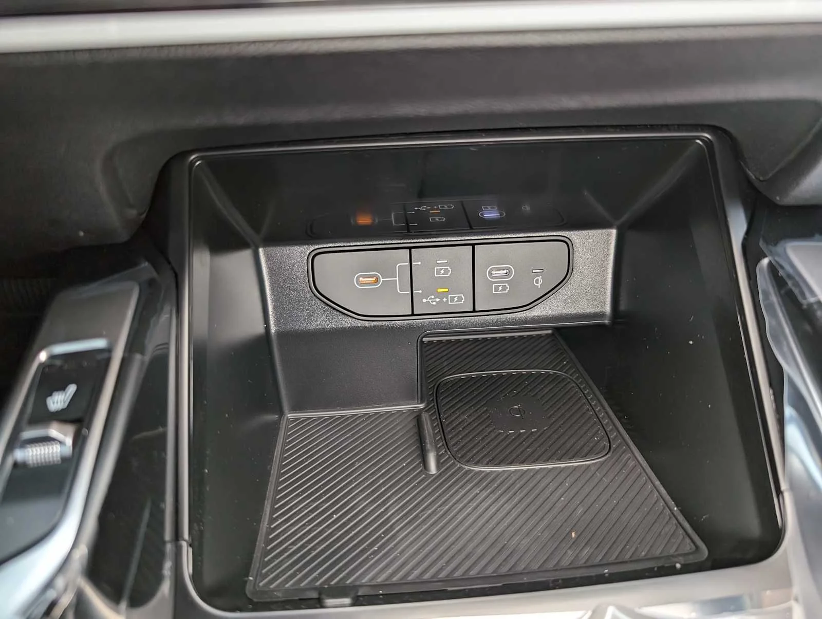2026 Kia Sorento S - Photo 25