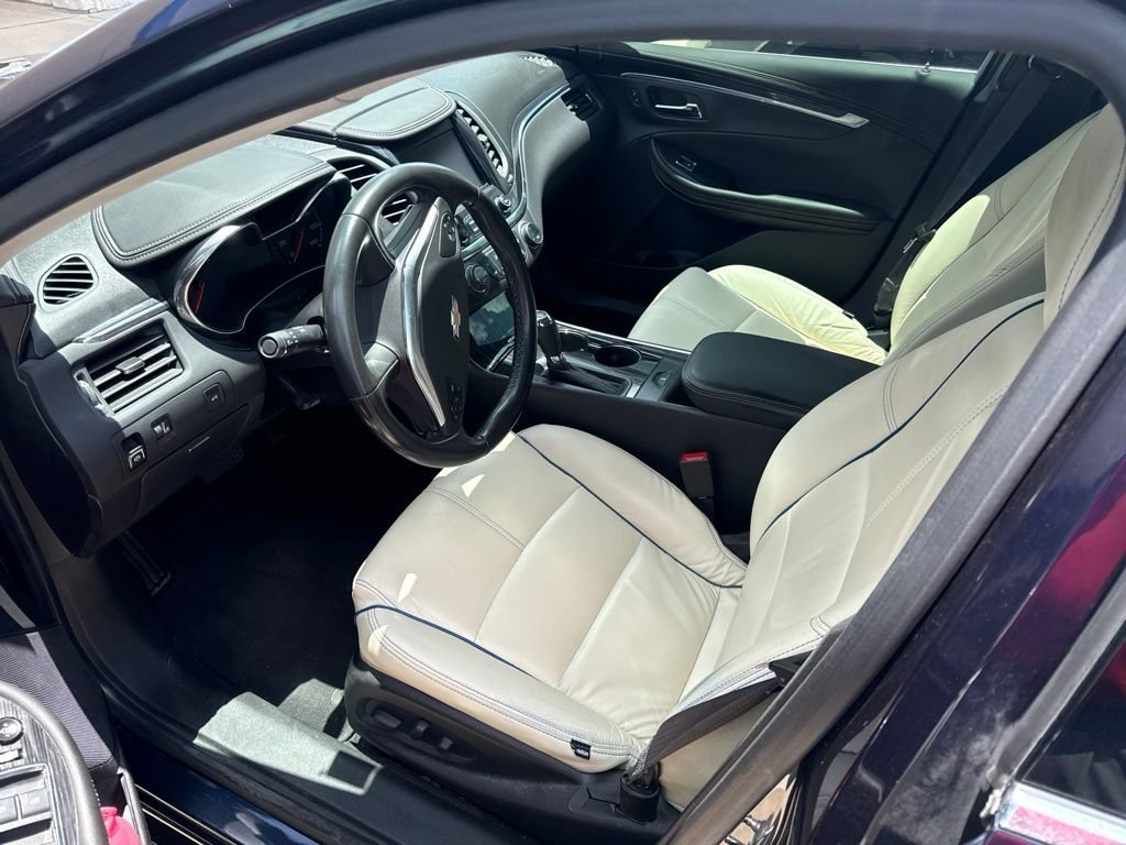 Used 2017 BLUE VELVET METALLIC Chevrolet LT image 6