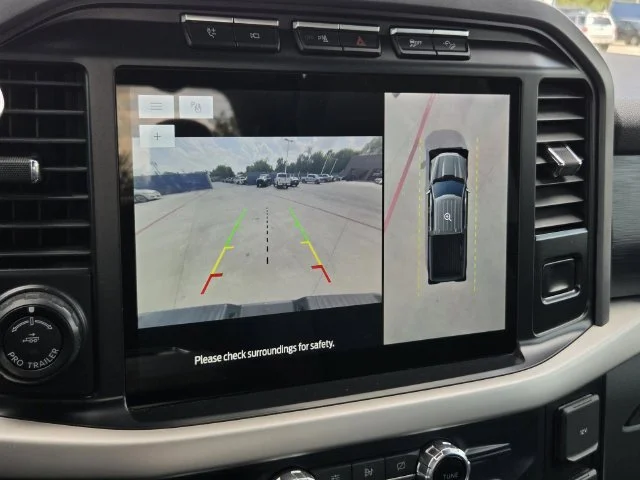Used 2021 Blue Metallic Ford XLT image 17
