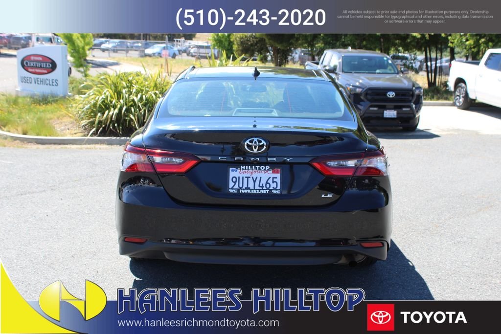 2023 Toyota Camry LE photo 3