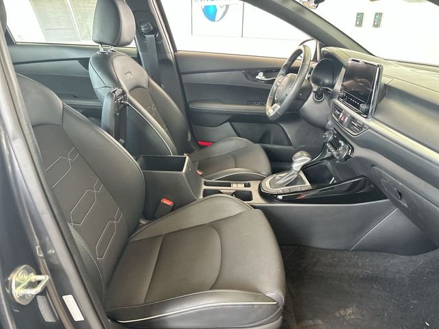 Used 2024 Gray Kia GT-Line image 27