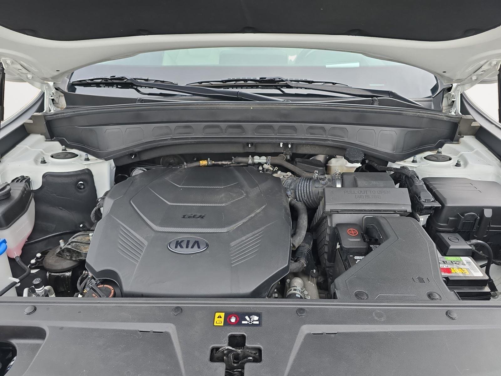 Used 2021 Glacial White Pearl Kia SX image 25
