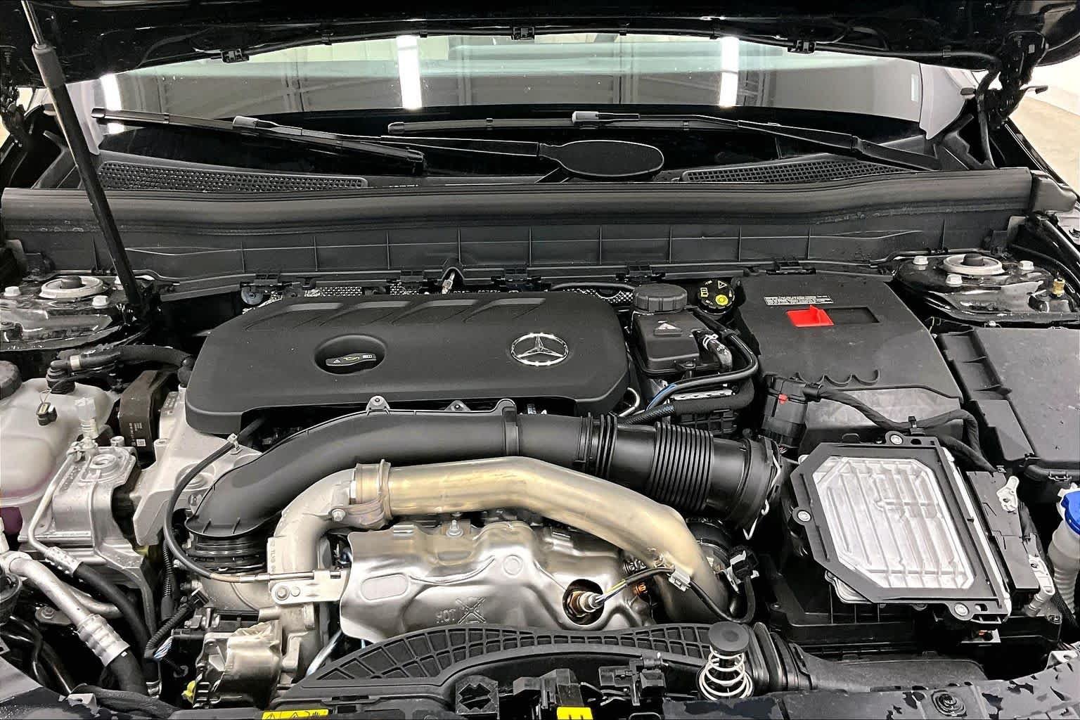 New 2026 Night Black Mercedes-Benz GLB 250 image 16