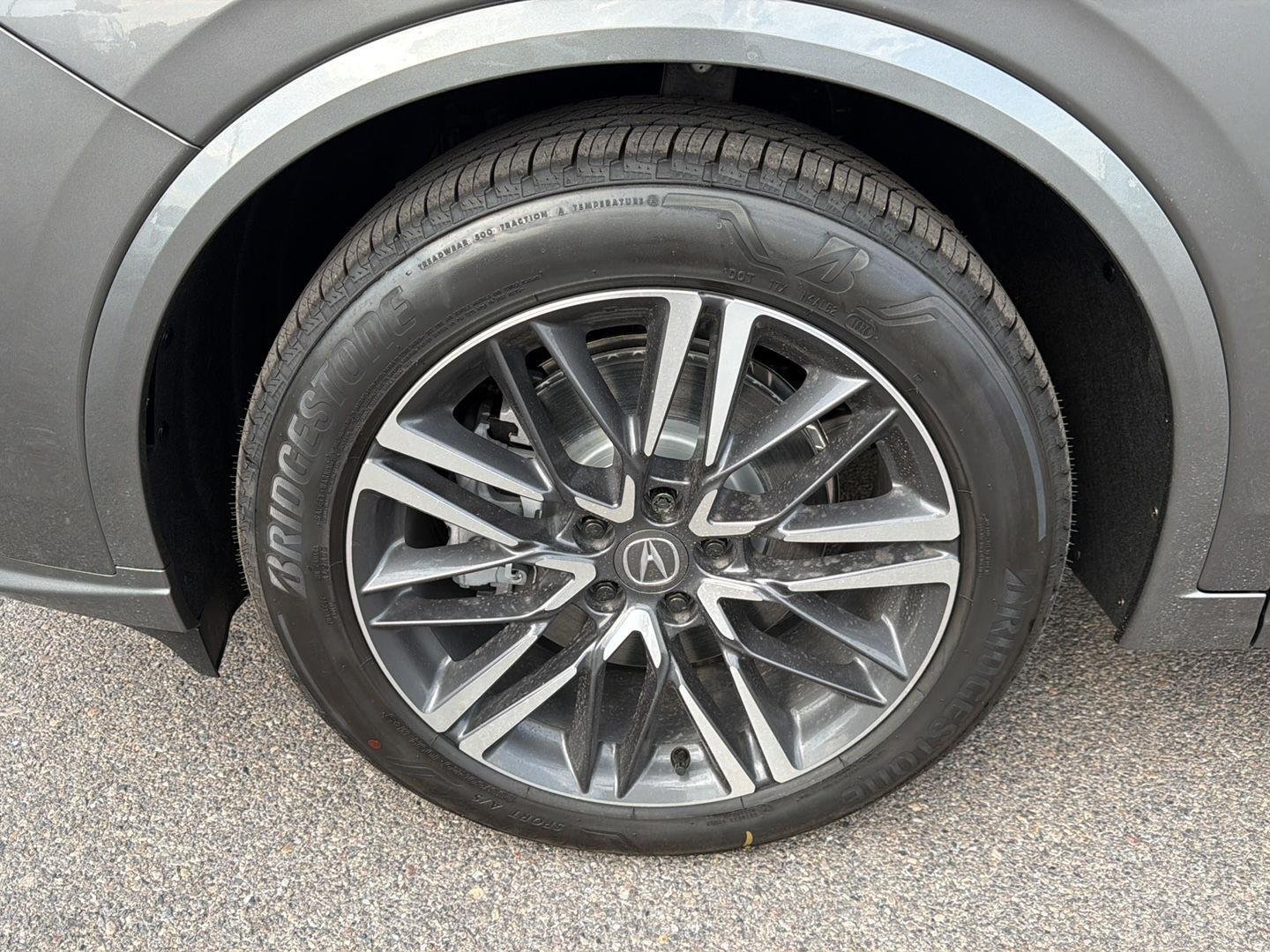 New 2026 Liquid Carbon Metallic Acura SH-AWD w/Advance image 16