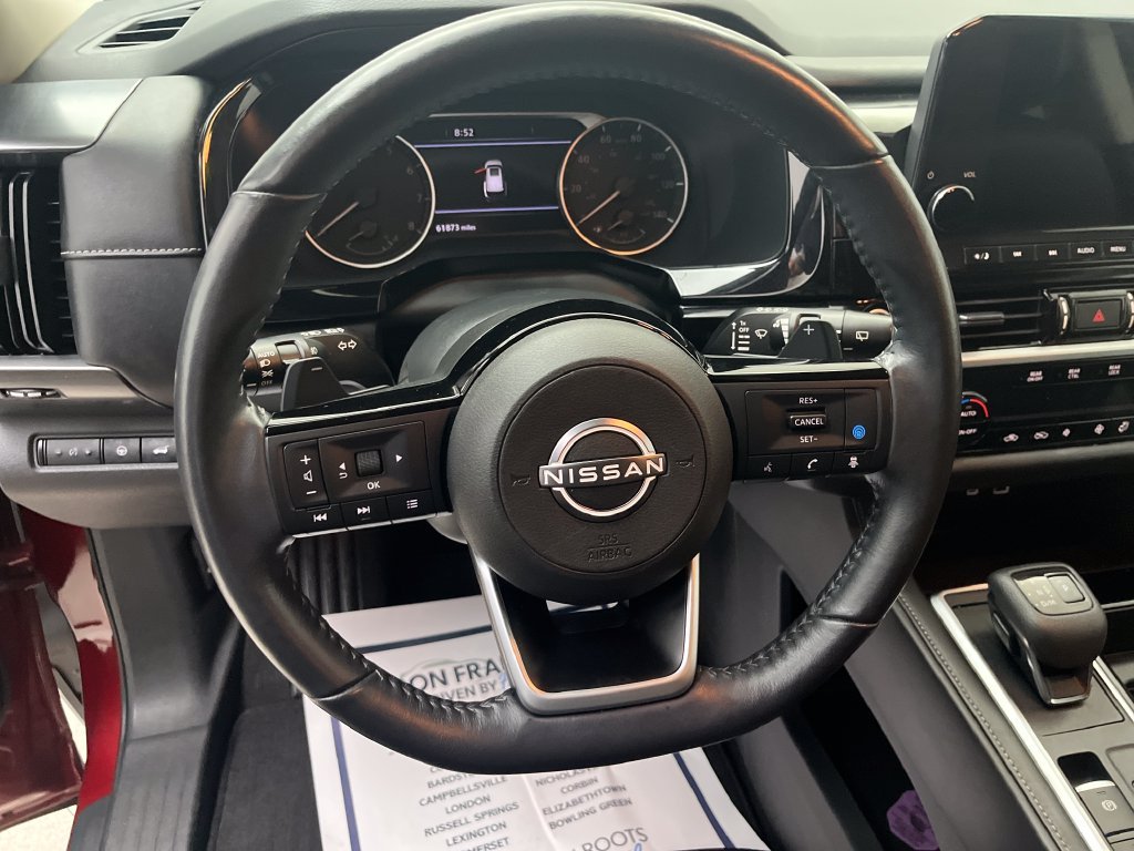 Used 2022 Red Nissan SL image 15