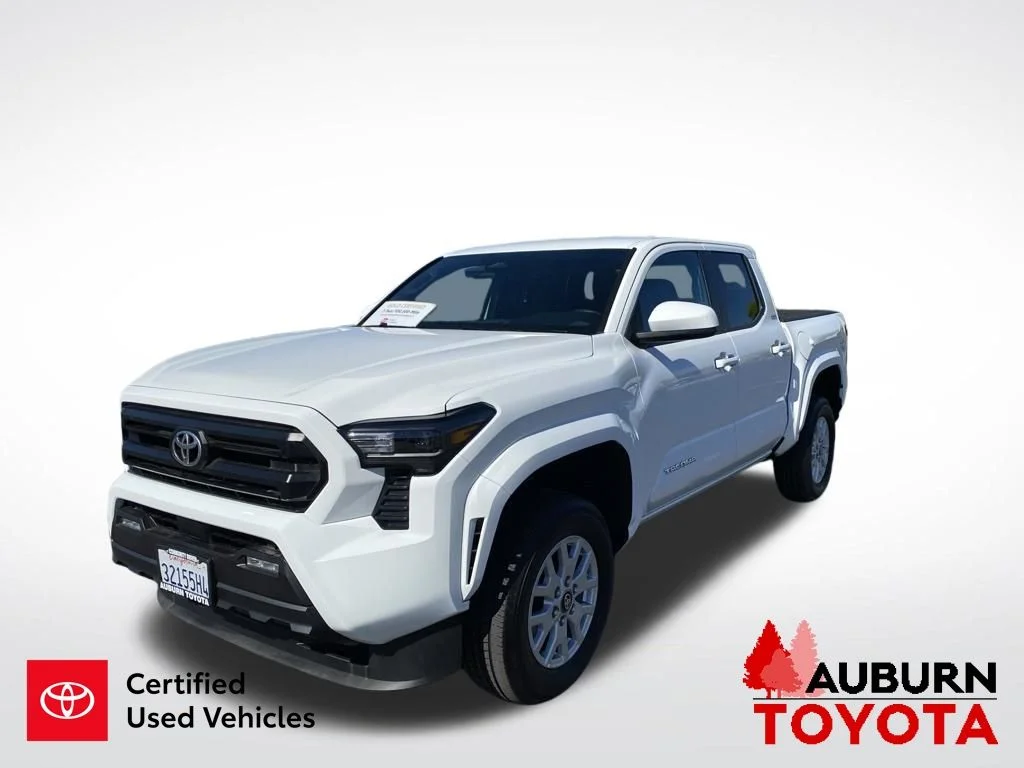 Certified Used 2025 Ice Cap Toyota SR5 image 4