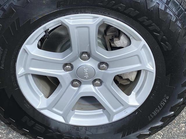 Certified Used 2022 Sting-Gray Clearcoat Jeep Sport S image 26