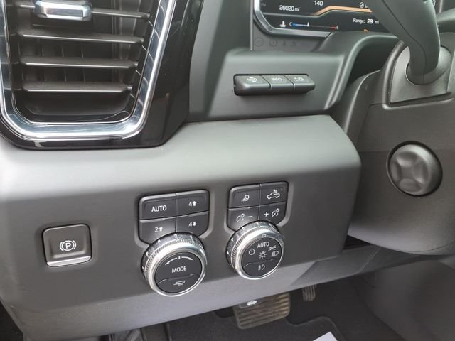 Used 2024 Black GMC Denali image 21