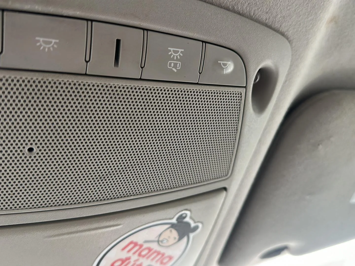 Used 2019 Deep Blue Pearl Nissan S image 15