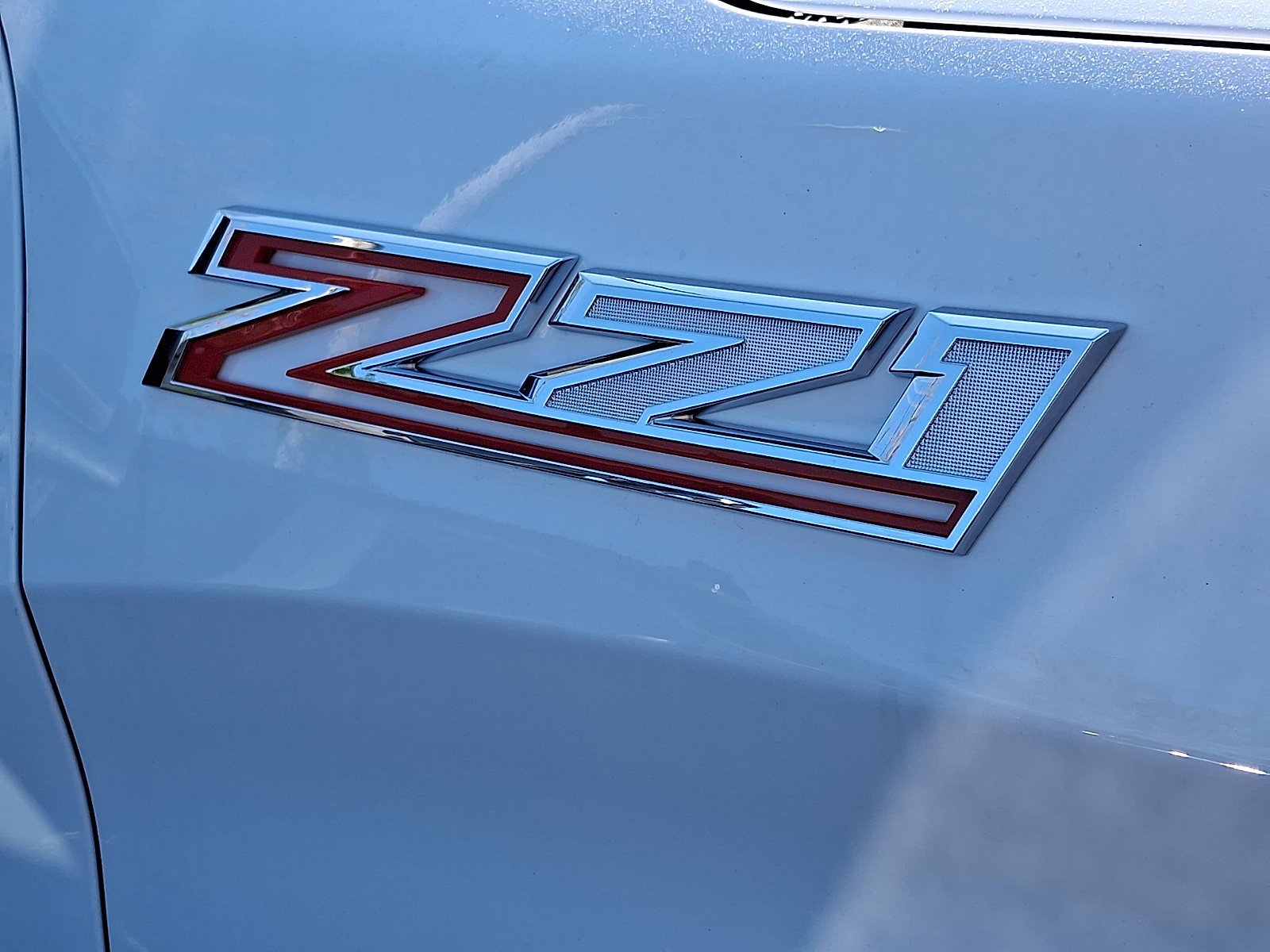 New 2026 Summit White Chevrolet LT image 5