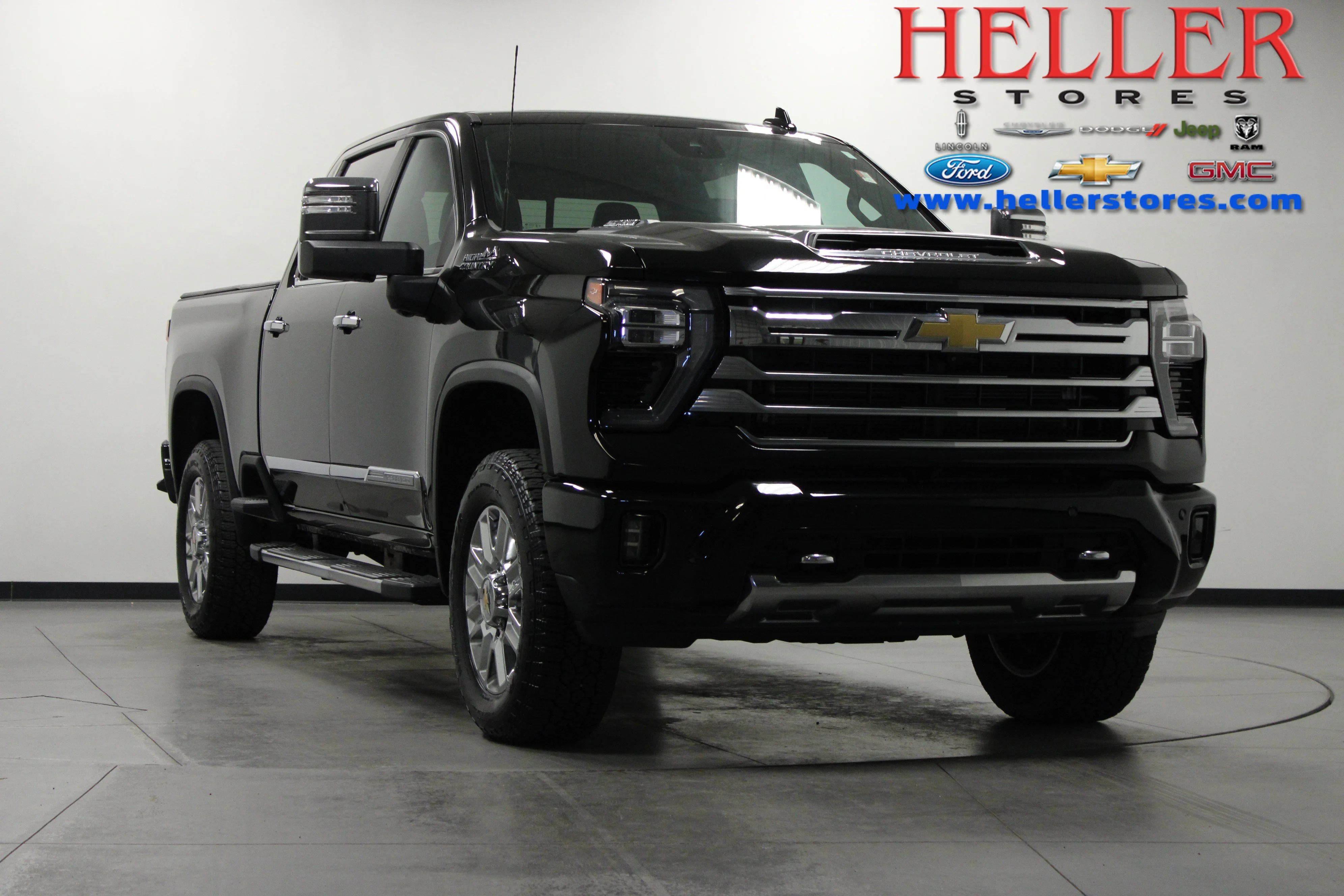 Used 2024 Black Chevrolet High Country image 1