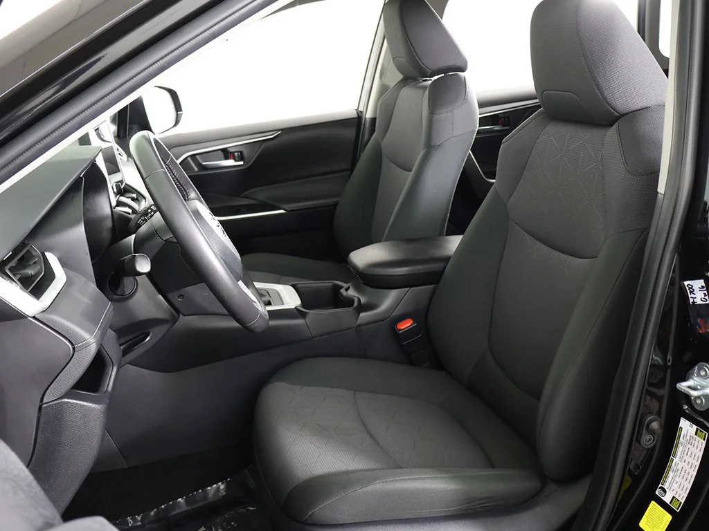 Used 2024 Midnight Black Metallic Toyota XLE image 30
