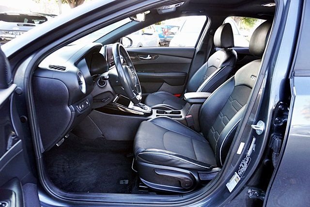 Used 2022 Gray Kia GT-Line Premium Package image 12