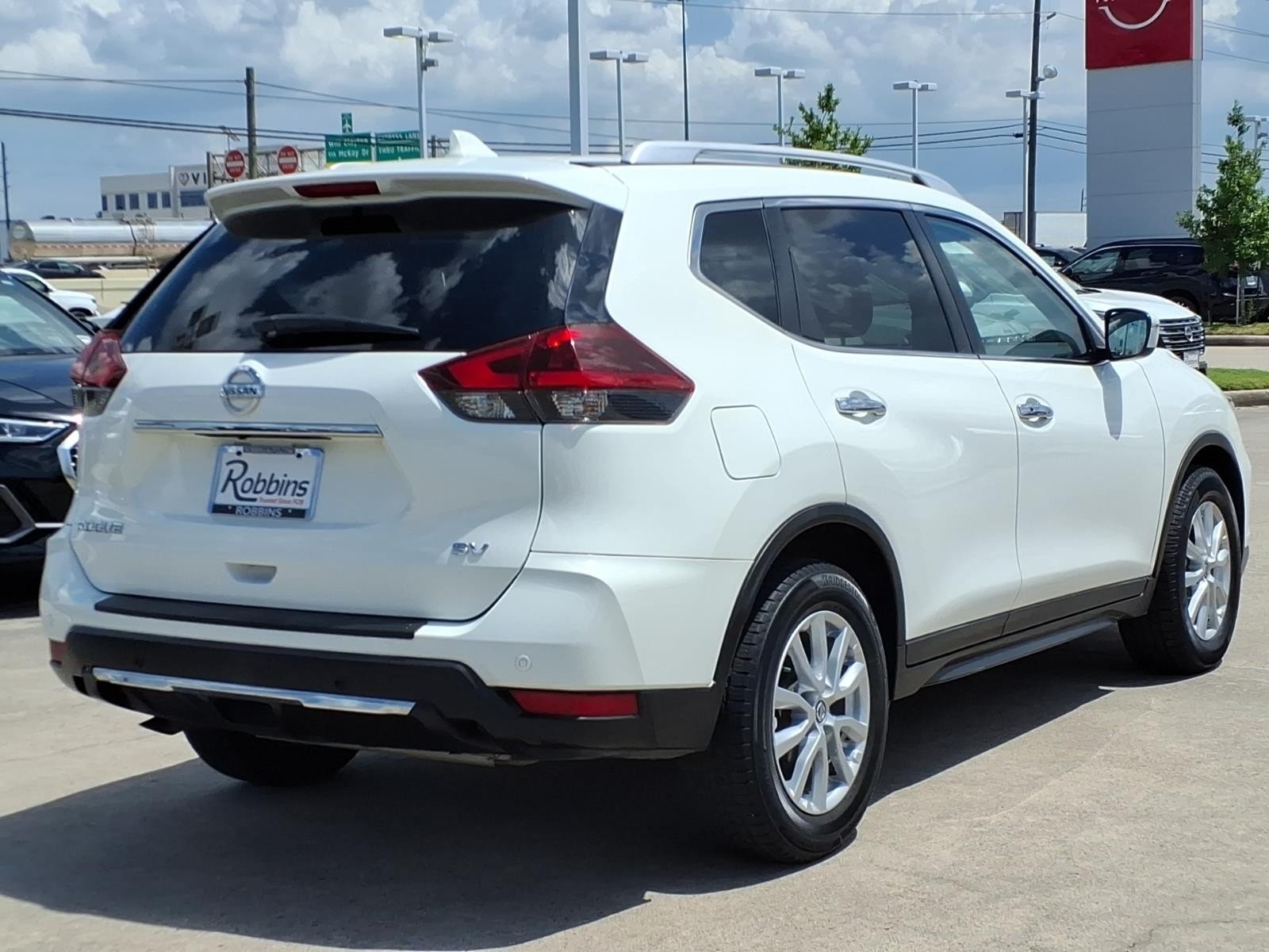 2019 Nissan Rogue SV White at Ron Craft Chevrolet Cadillac