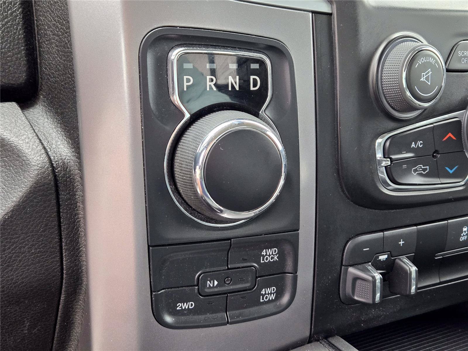 2023 RAM Ram 1500 Classic SLT - Photo 26