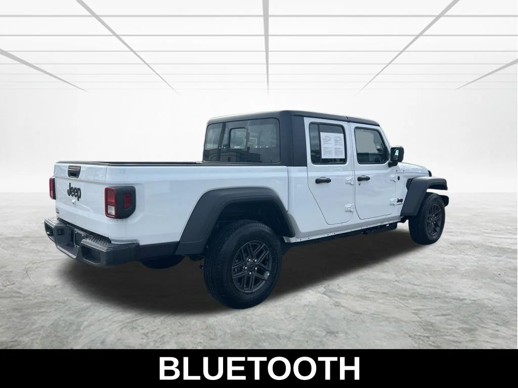 Used 2026 White Jeep Sport image 5