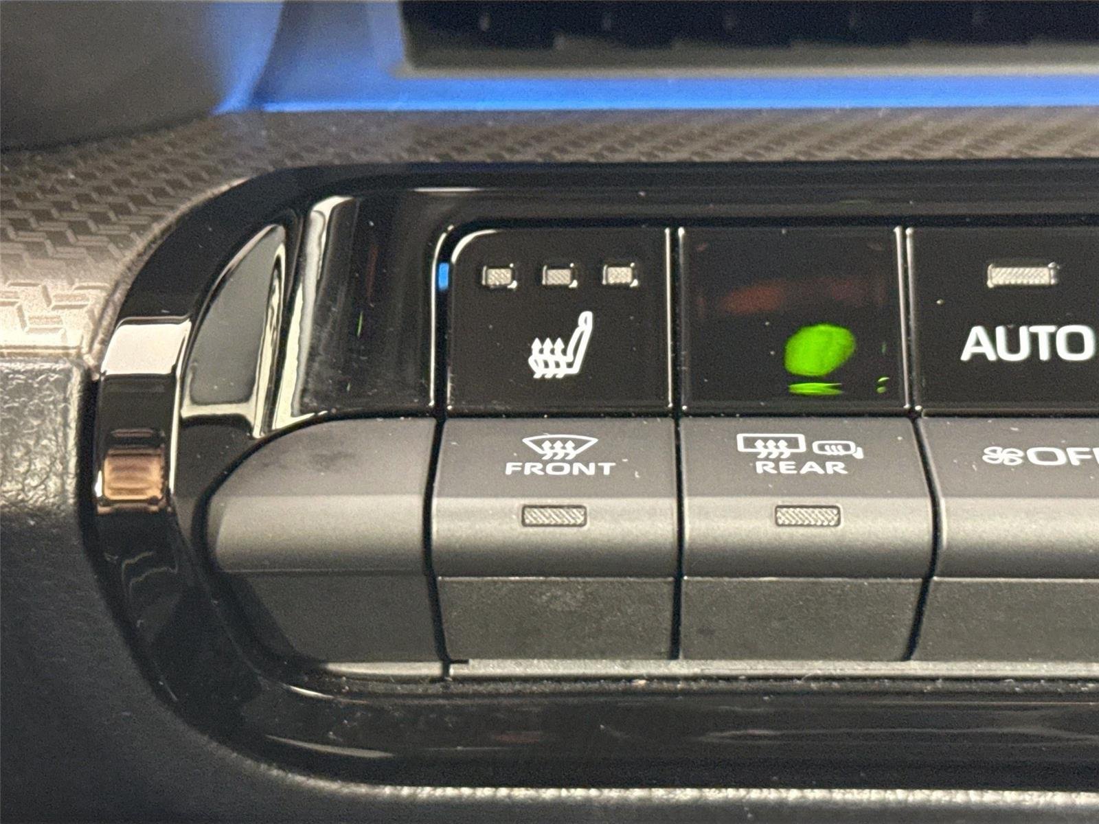 Certified Used 2025 Cutting Edge Toyota XLE image 8