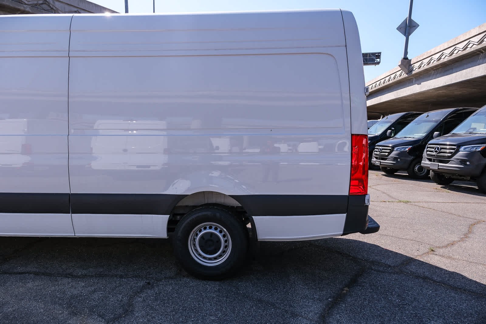 New 2025 Arctic White Mercedes-Benz Cargo 170 WB High Roof RWD Electric Motor image 8