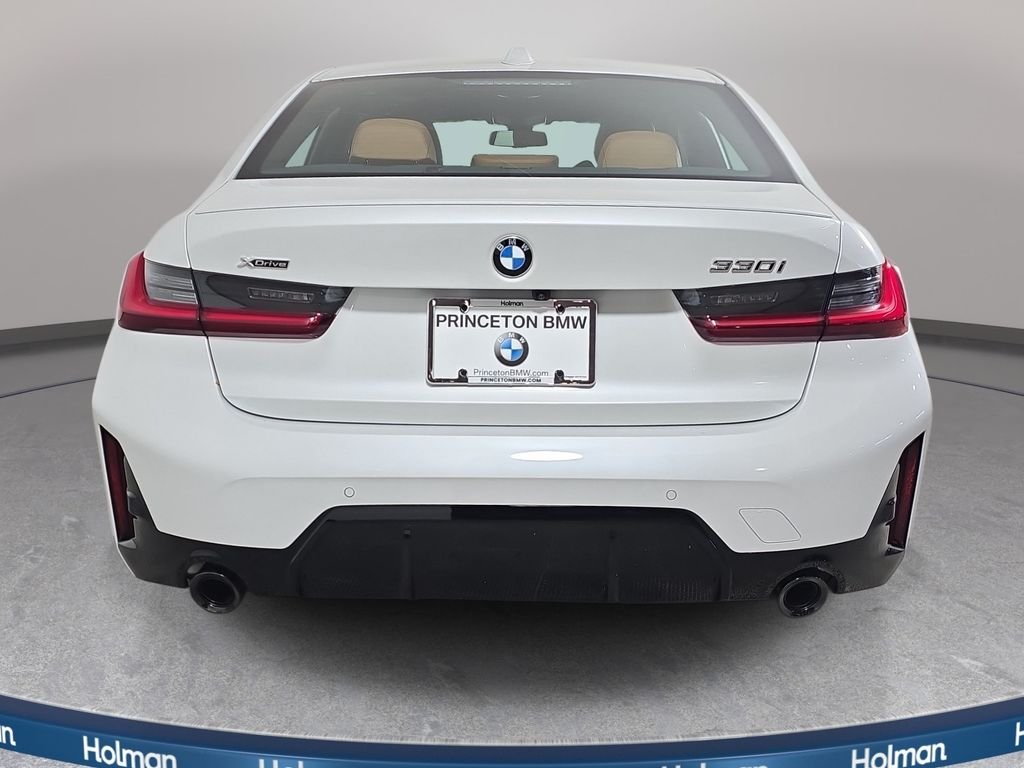 Used 2026 Mineral White Metallic BMW 330i xDrive image 7