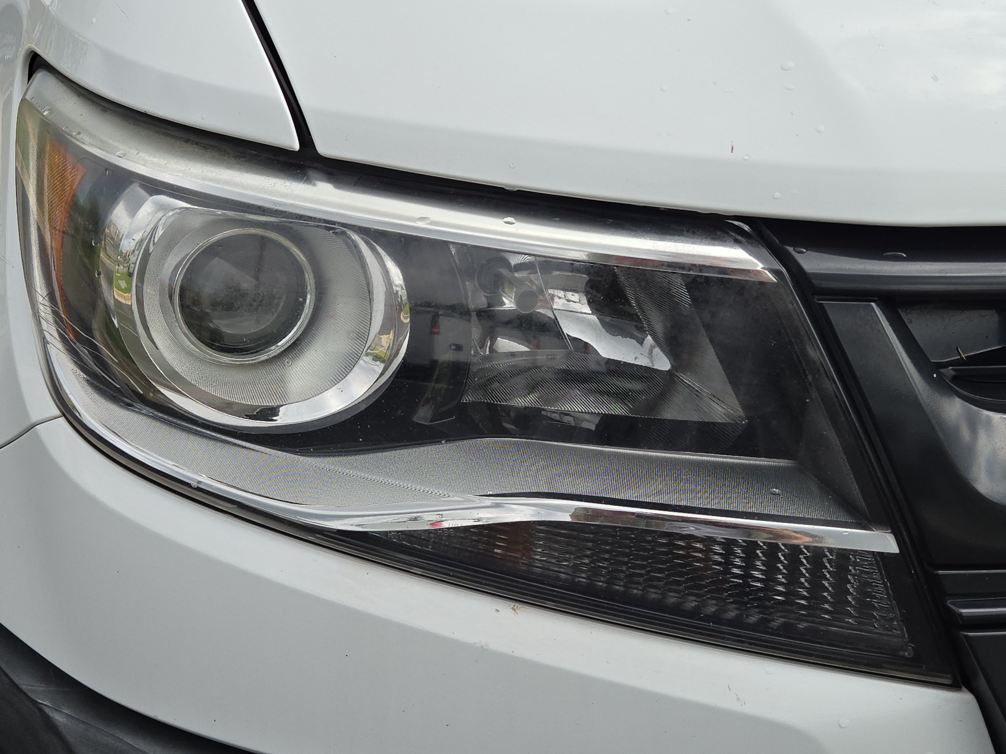 Used 2018 SUMMIT WHITE Chevrolet 4WD ZR2 image 5