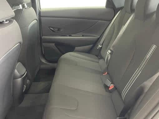 2025 Hyundai Elantra Blue - Photo 20
