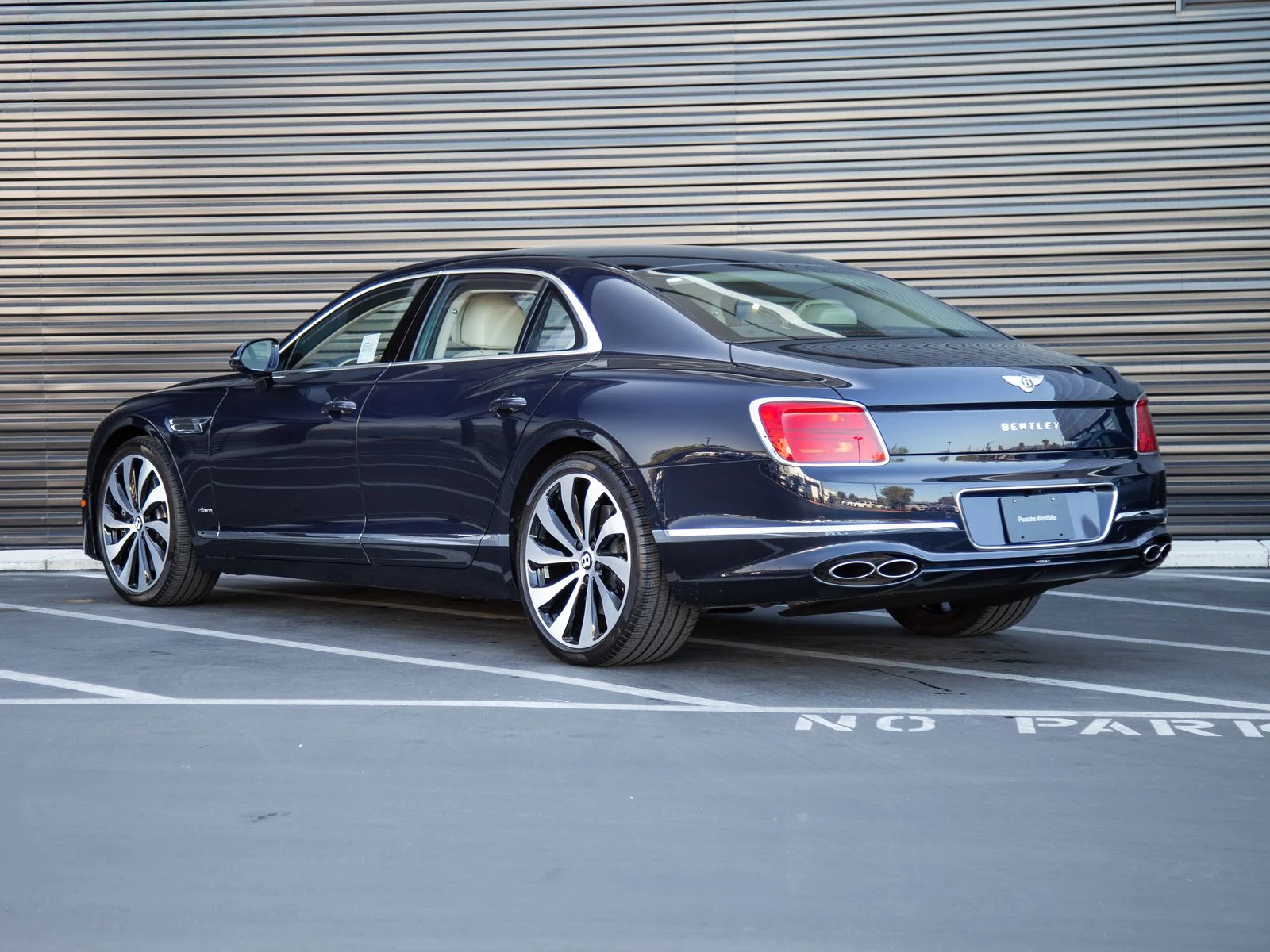 Used 2024 Blue Bentley Azure image 3