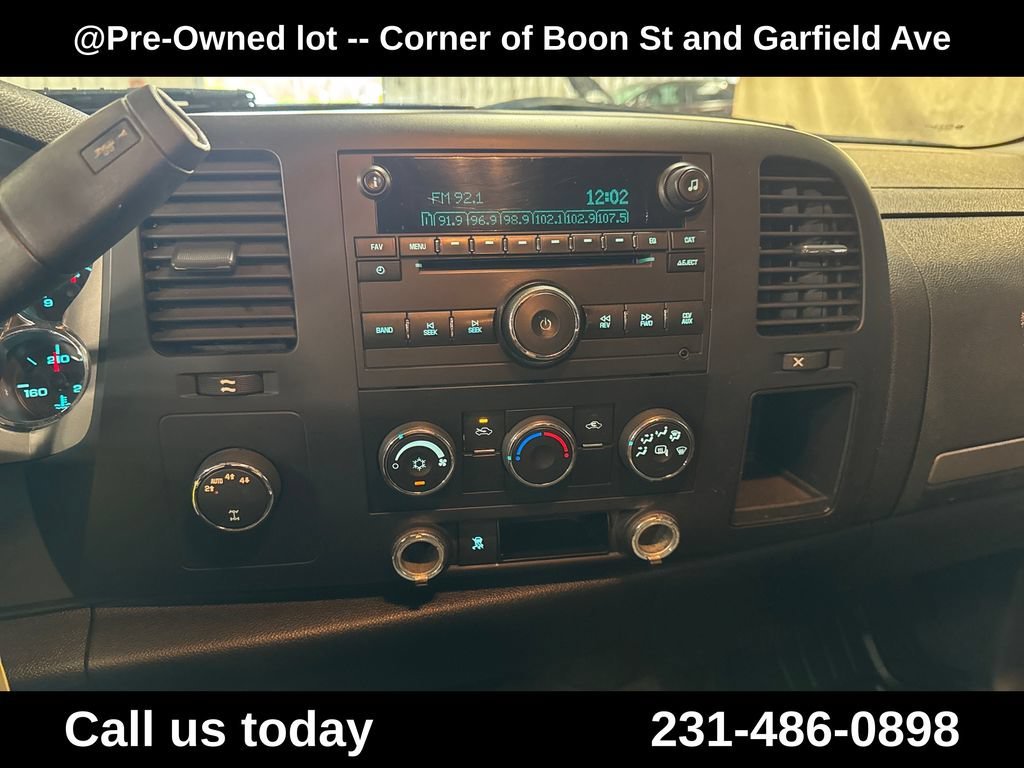 Used 2009 Sonoma Jewel Metallic GMC Work Truck image 23