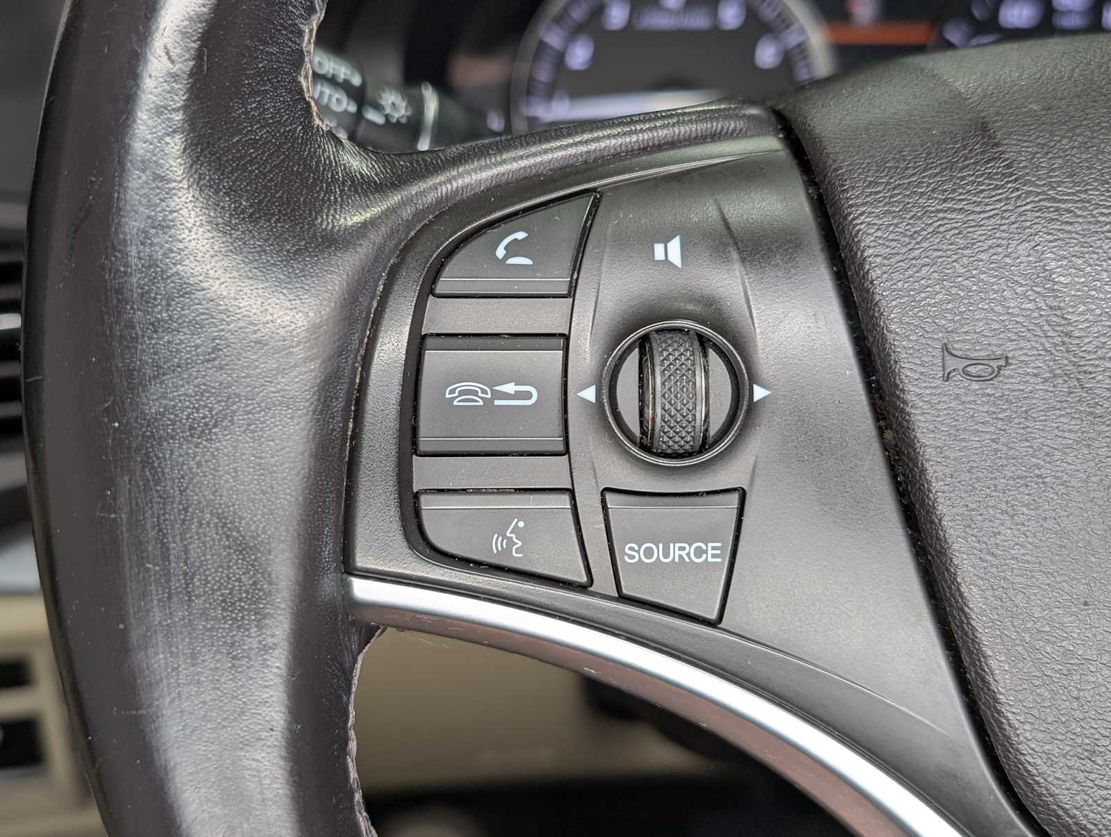 Used 2017 White Diamond Pearl Acura w/Technology Pkg image 35